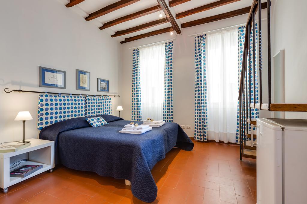 Rome As You Feel - Piazza Dei Satiri Apartments Roma Exterior foto
